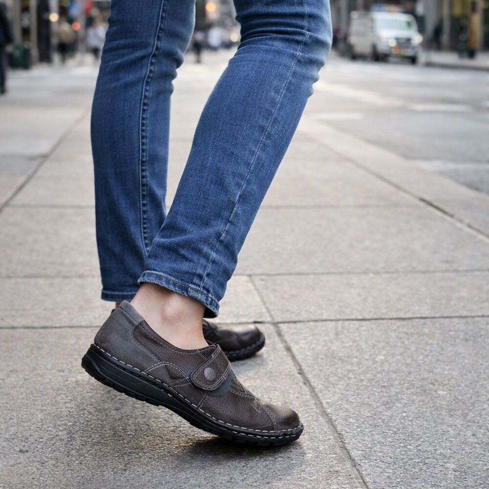 Earth Origins Shoes Evelyn Womens 12 Wide 12W Flats Brown Leather Gray Heel Trim